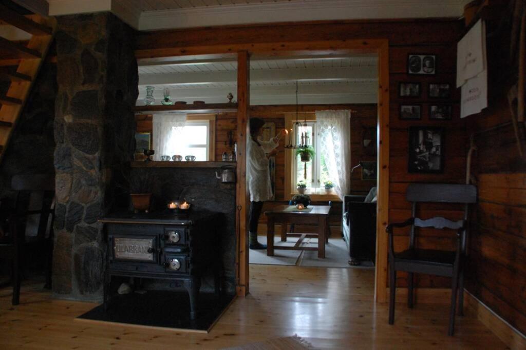 Villa 100 Years Old Norwegian Log House In Tromsø Extérieur photo