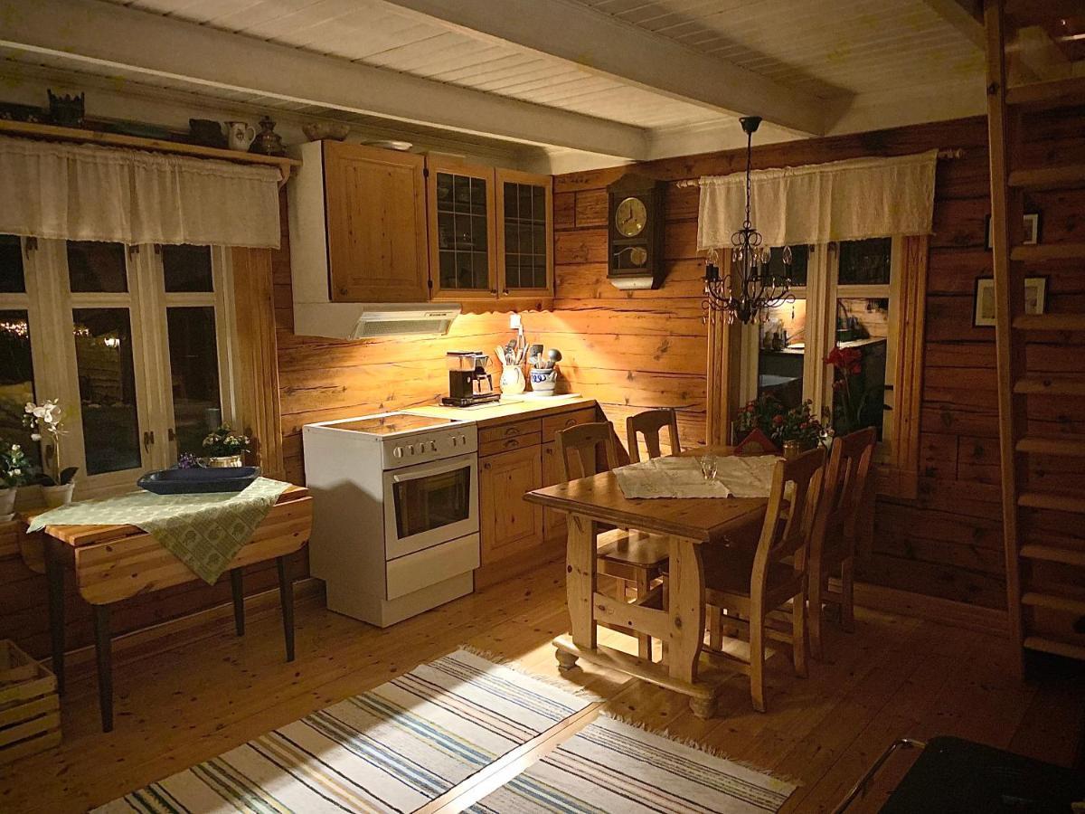 Villa 100 Years Old Norwegian Log House In Tromsø Extérieur photo